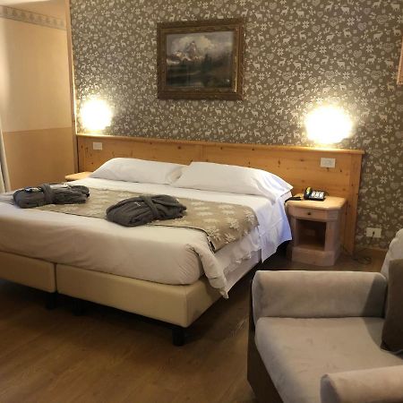 Hotel Edelweiss 3 Stelle Superior Breuil-Cervinia Exterior foto
